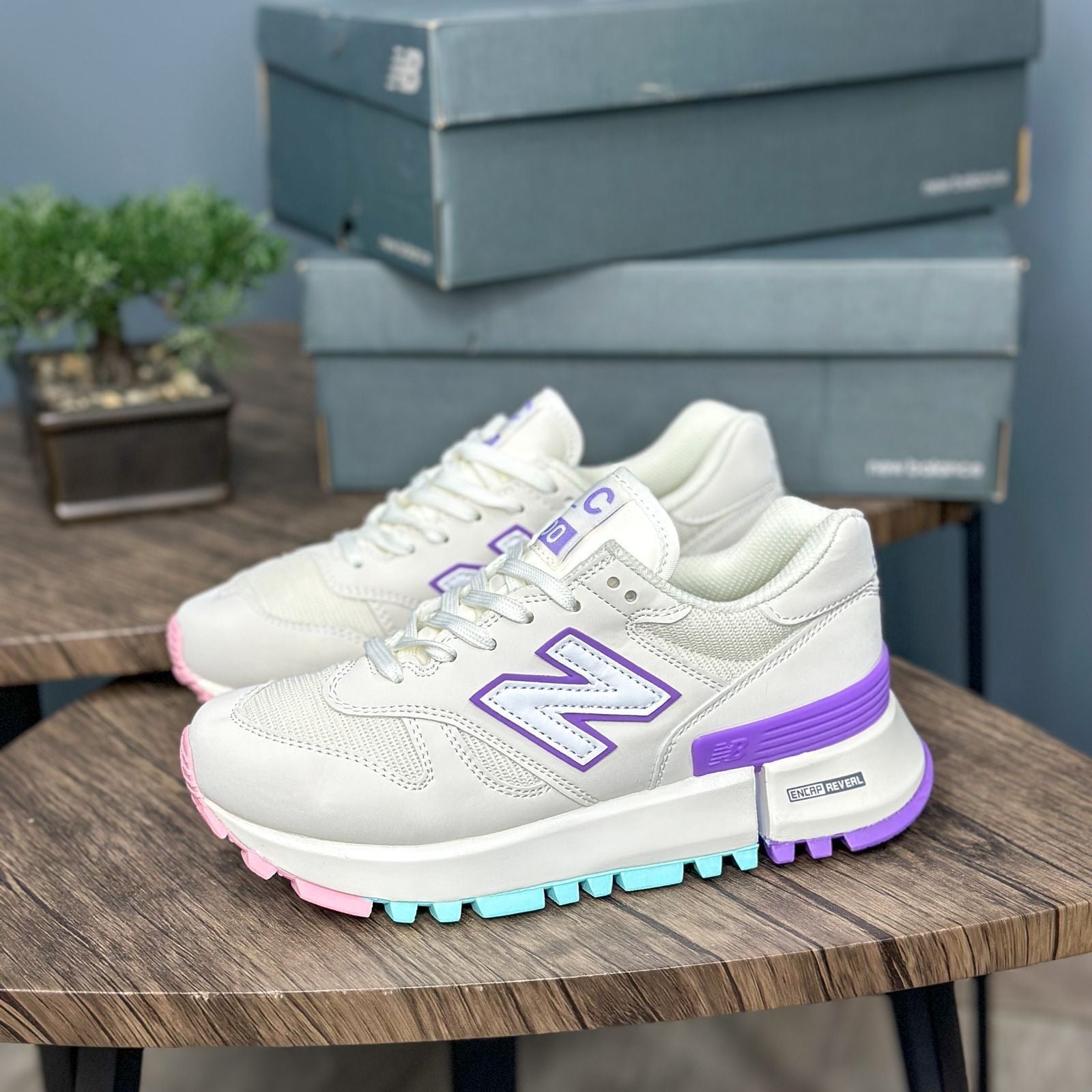 New balance morados hotsell