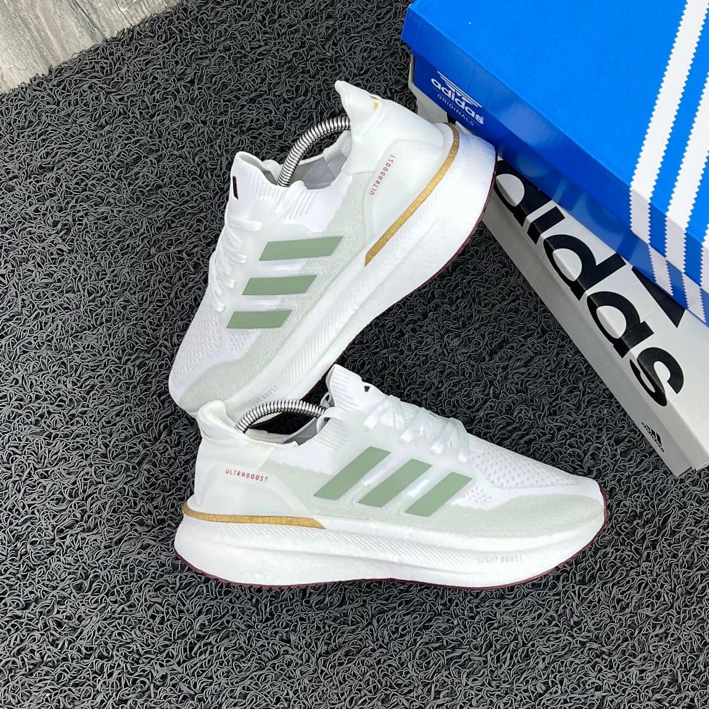 Adidas Ultraboost Blancodor New